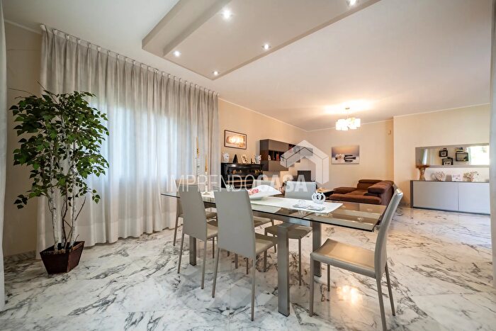 Casa con 10 locali in vendita in Passaggio dellAlbatros, Isola Delle Femmine