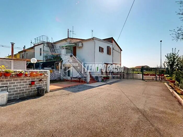 Appartamento trilocale in vendita in Via Molinello, Montemarciano