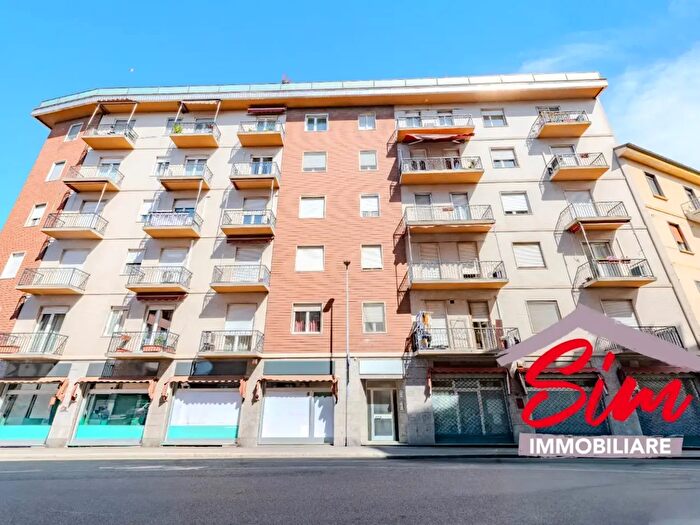 Appartamento trilocale in vendita in Via Pietro Micca, Novara