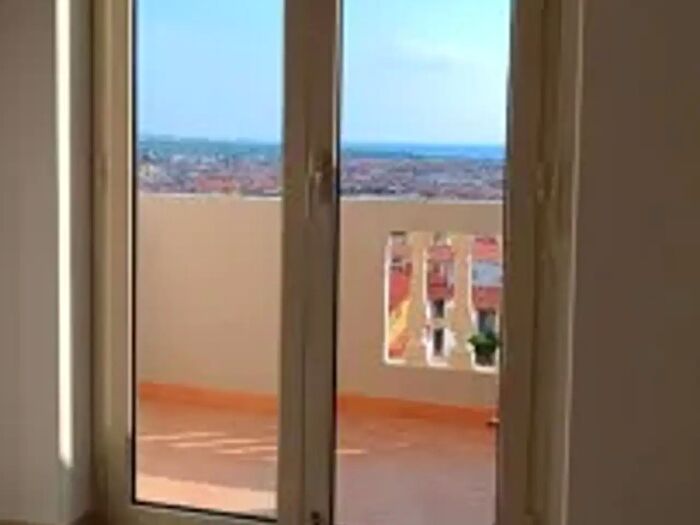 Appartamento trilocale in vendita in Via Giuseppe Pezzotti, Scalea