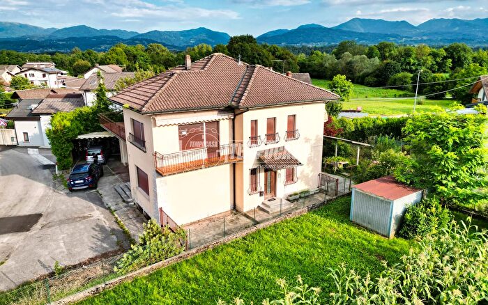 Casa con 6 locali in vendita in Via SantUbaldo, Sedico