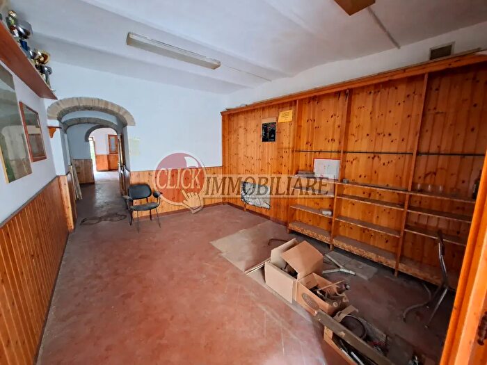 Casa quadrilocale in vendita in Borgo San Lorenzo