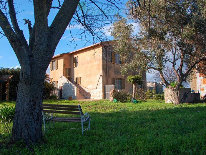 Appartamento quadrilocale in affitto in Località Cavallaro di Sotto, Montalto di Castro