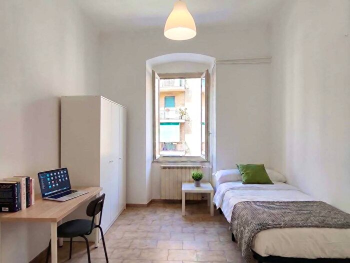 Appartamento quadrilocale in affitto in Via Bologna, San Teodoro, Genova
