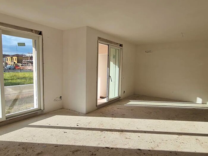 Casa con 5 locali in vendita in Abano Terme