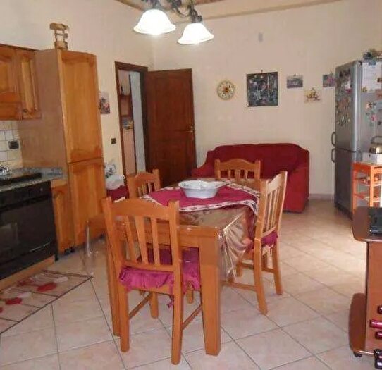 Appartamento quadrilocale in vendita in Via Gurrino Carini Palermo, Carini