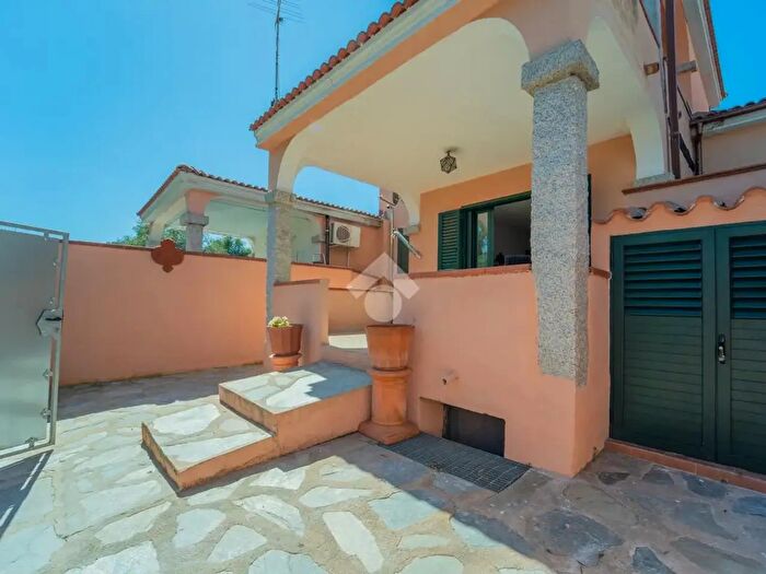 Casa trilocale in vendita in Ss Orientale Sarda, San Teodoro