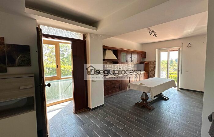 Appartamento quadrilocale in vendita in Roma