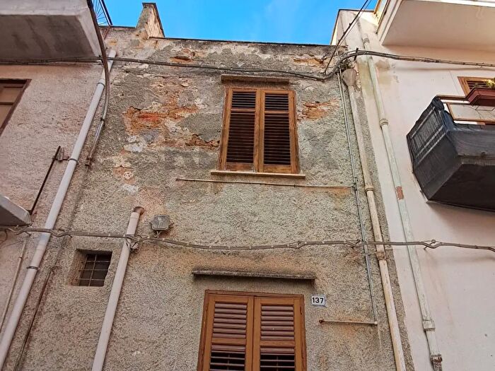 Casa trilocale in vendita in Casteldaccia
