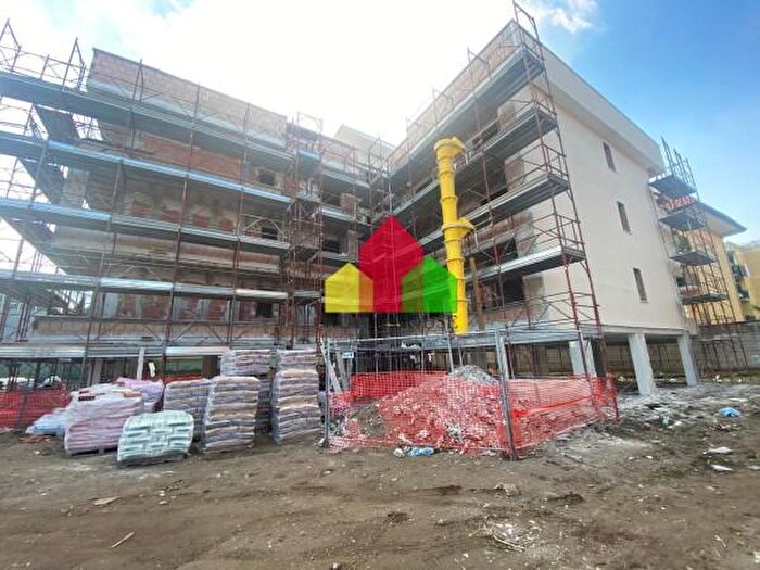 Appartamento trilocale in vendita in Via Casa dAgostino, Giugliano In Campania