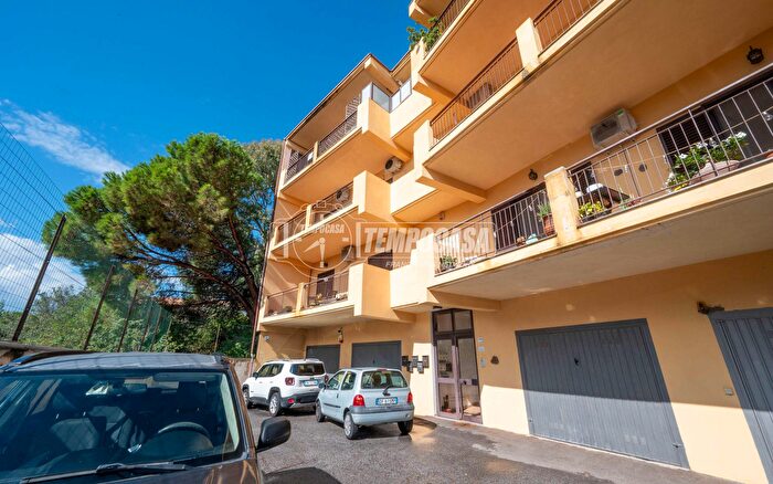 Appartamento quadrilocale in vendita in Via Archimede Via Canepa, Messina