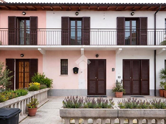 Appartamento quadrilocale in affitto in Via scazzola, Cristo, Alessandria