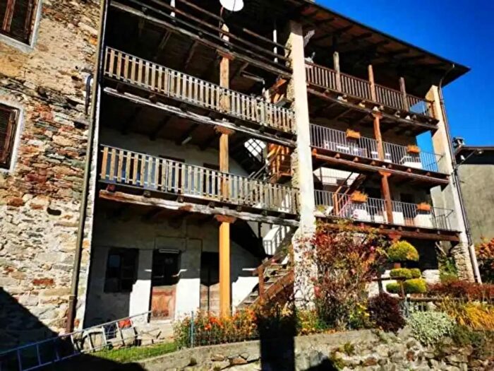 Casa in vendita in Villa Superiore SNC, Varallo