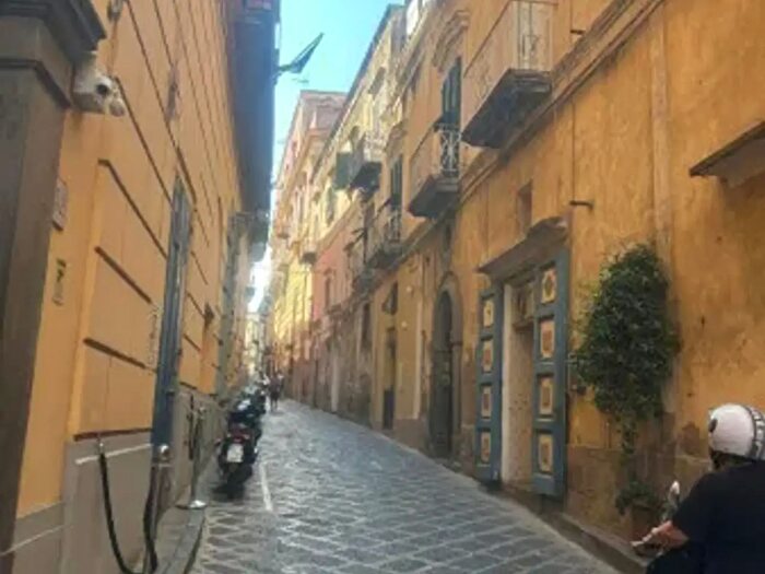 Appartamento trilocale in vendita in Via Principe Umberto, Procida