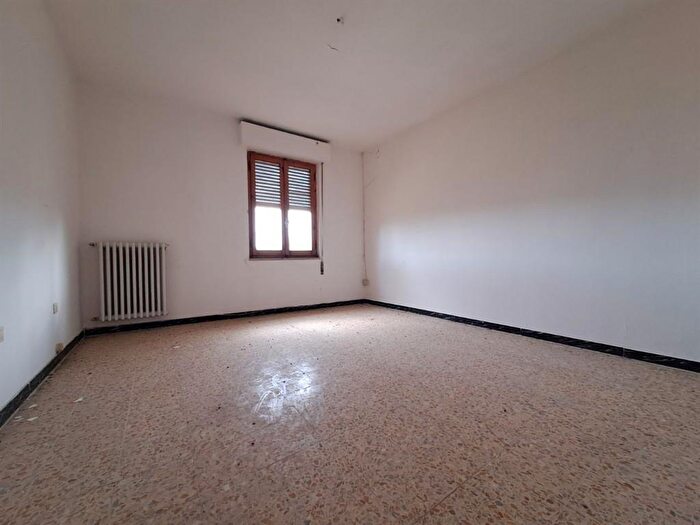 Appartamento con 5 locali in vendita in Bucine