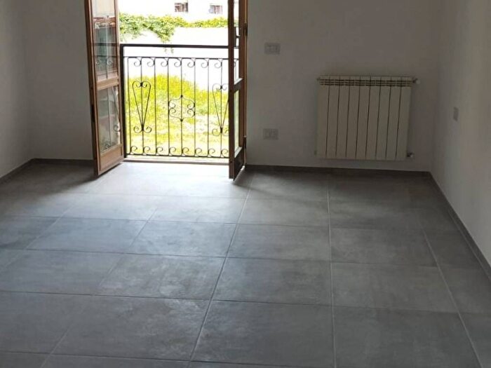 Appartamento trilocale in affitto in Via Viola, Centro, Ercolano