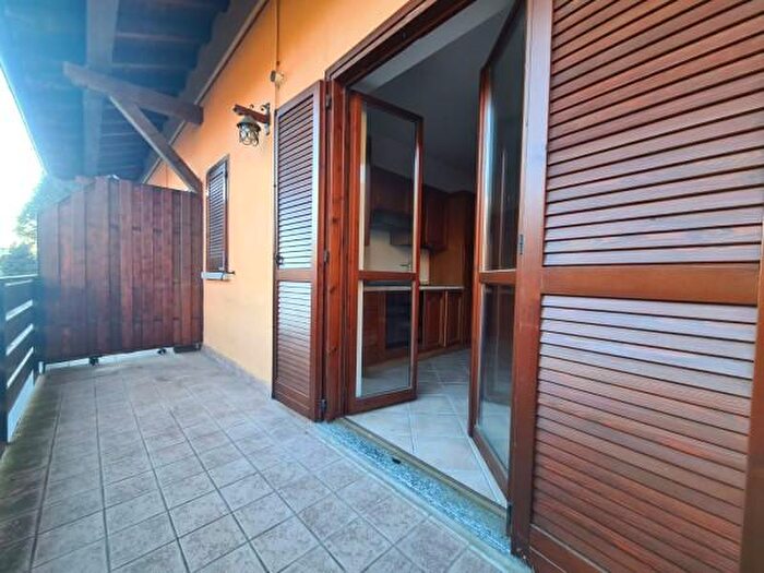 Appartamento trilocale in vendita in Via Alben, Oneta