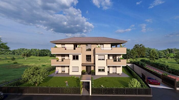 Appartamento con 5 locali in vendita in Via Punta, Imola