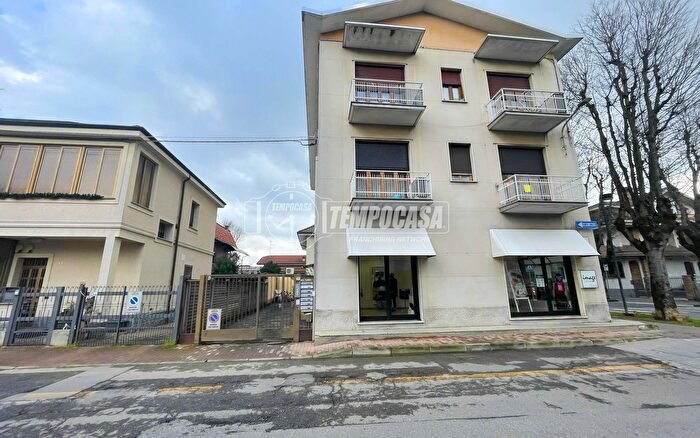 Appartamento bilocale in vendita in Via Zara, Varedo