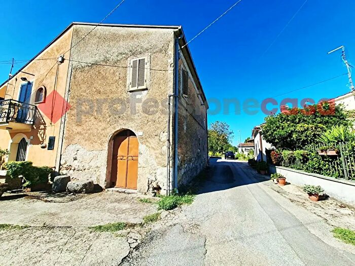 Casa bilocale in vendita in Via Perdesini, Villa Santa Lucia