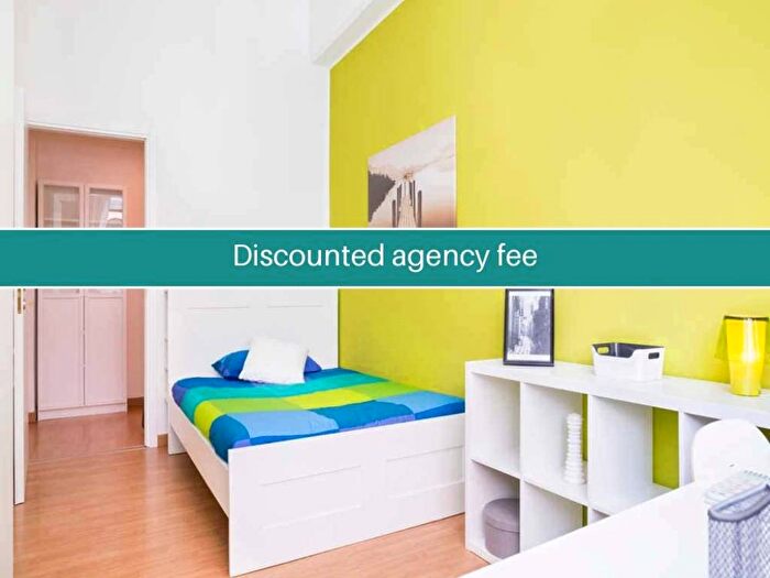 Appartamento con 6 locali in affitto in Via Legnone, Dergano, Milano