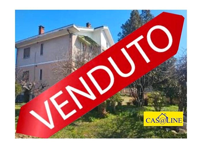Casa con 8 locali in vendita in Via Altinetti Candiolo, Candiolo