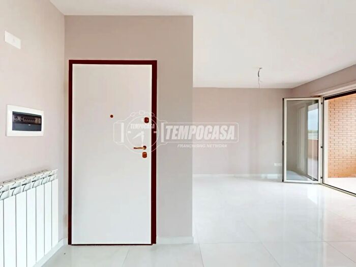 Appartamento quadrilocale in vendita in Via Enrico Berlinguer, Gricignano Di Aversa