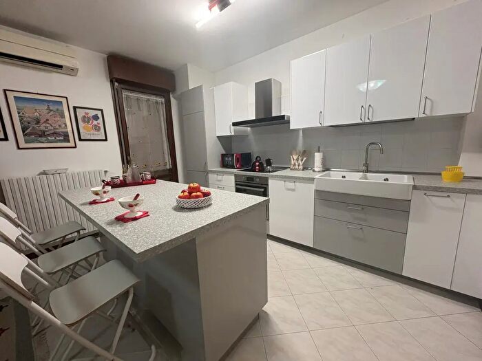 Appartamento trilocale in vendita in Via Verona, Albignasego