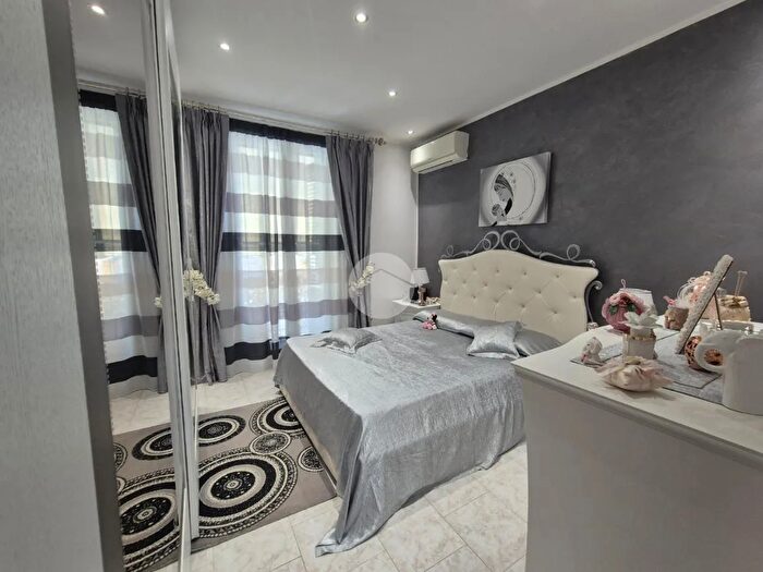 Appartamento trilocale in vendita in Piazzetta di Cristofalo, Palermo