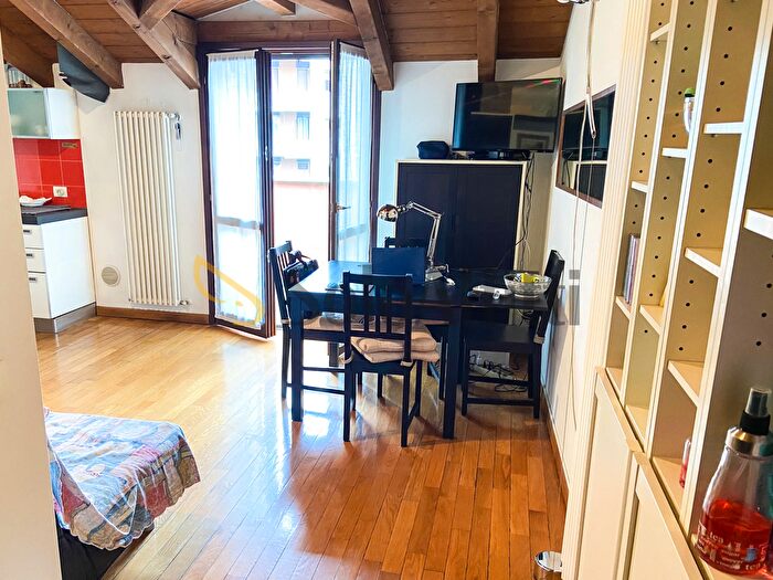 Appartamento bilocale in affitto in Via Bessarione, Milano