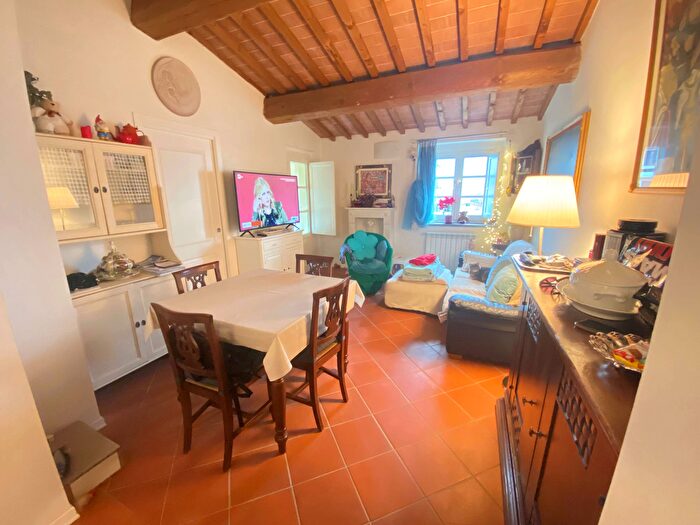 Appartamento bilocale in vendita in Via Roma, Prato