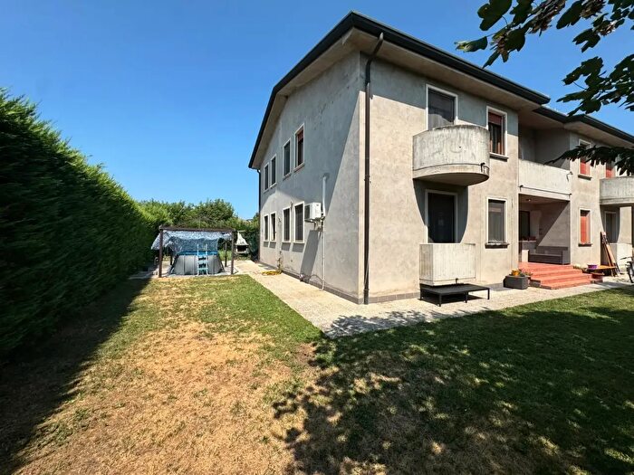 Casa trilocale in vendita in Via Matteotti, Pojana Maggiore
