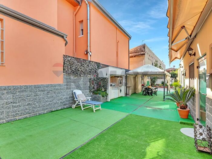 Casa con 5 locali in vendita in Via Monte Nero, Cinisello Balsamo