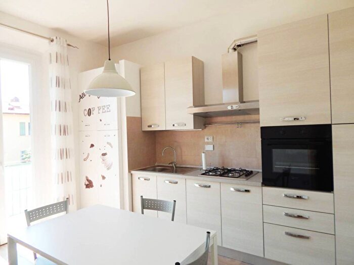 Appartamento quadrilocale in affitto in Via Enrico Forlanini, Novoli, Firenze