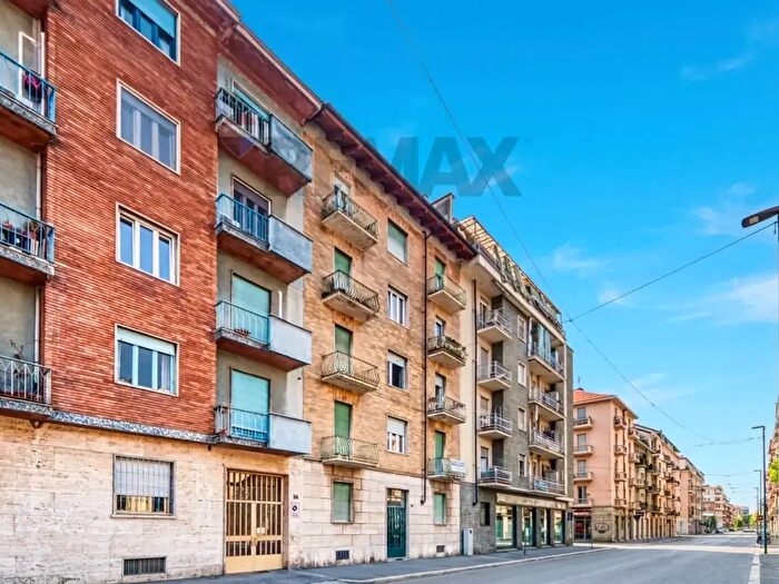 Appartamento bilocale in vendita in Via Carlo Capelli, Torino
