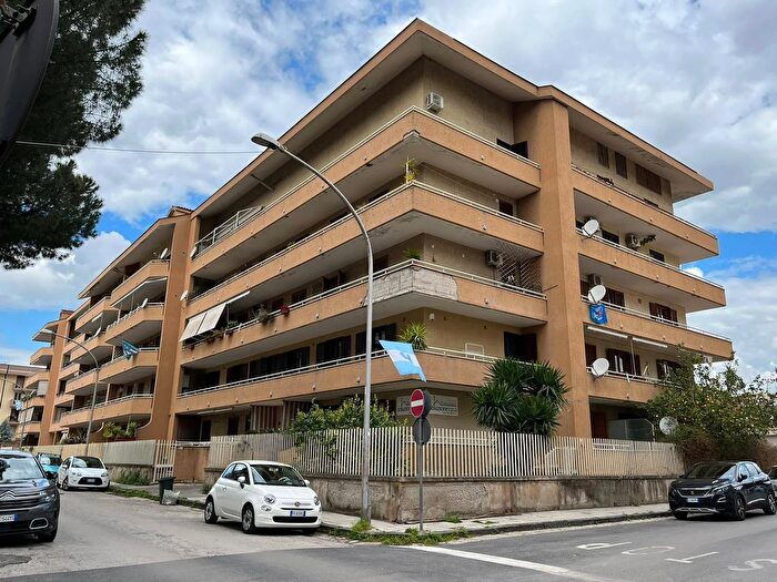Appartamento trilocale in vendita in Via Firenze, San Nicola La Strada
