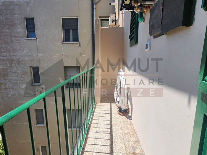 Appartamento con 5 locali in affitto in Piazza di San Iacopino, Porta al Prato San Jacopino, Firenze