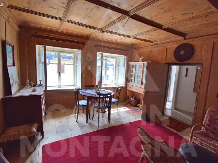 Appartamento trilocale in vendita in Ville di Fiemme