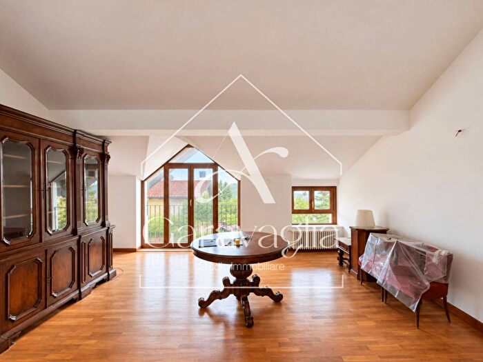 Casa trilocale in vendita in Via Monte Nero, Belforte, Varese