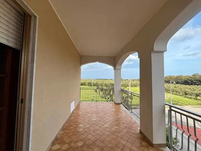 Appartamento trilocale in affitto in Via Vincenzo Fondacaro, Catanzaro