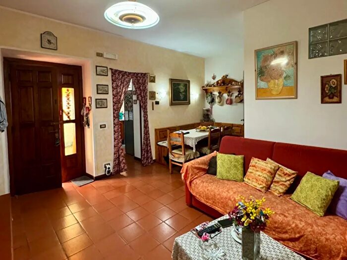 Casa con 5 locali in vendita in Capannori