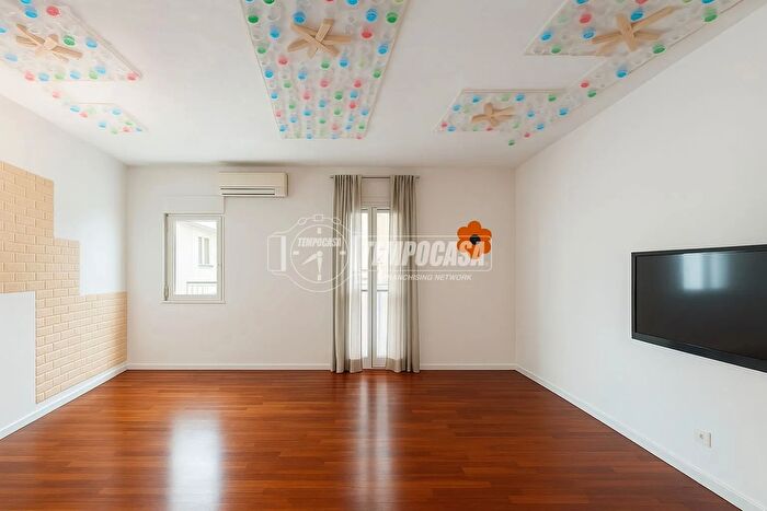 Appartamento trilocale in vendita in Via Ugo Mulas, Milano