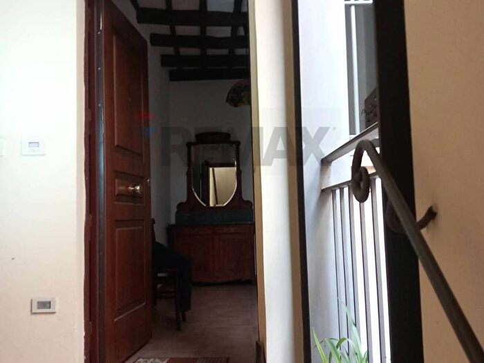 Appartamento bilocale in affitto in via cairoli, Centro Storico, Foligno