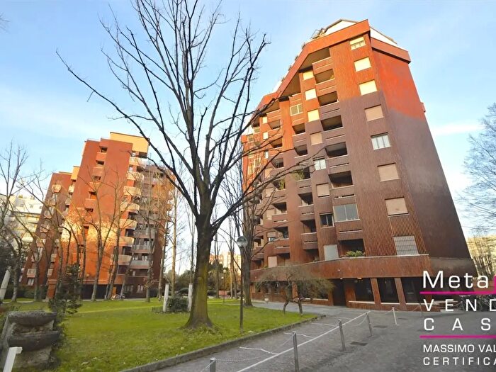 Appartamento trilocale in affitto in Via Kennedy, San Donato Milanese