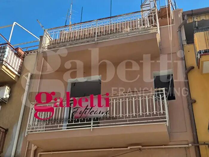 Appartamento quadrilocale in vendita in Via Consolare, Santa Flavia