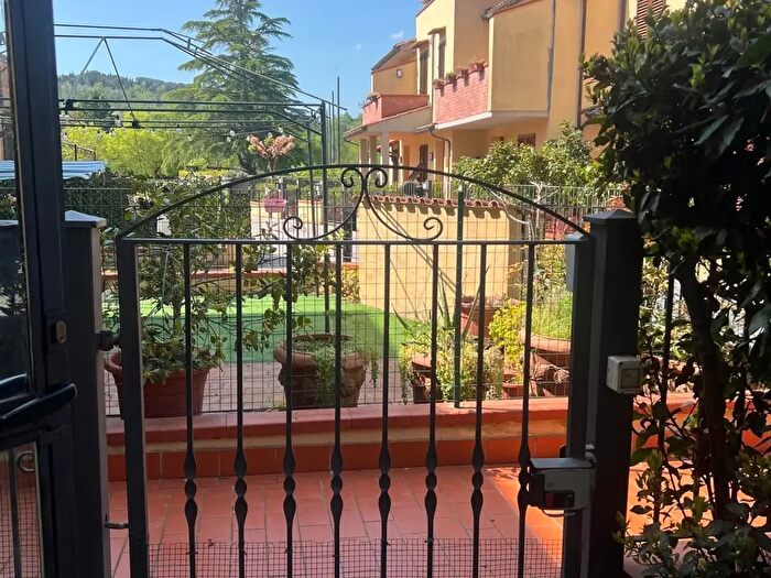 Appartamento in vendita in Via Chiantigiana, Lastra A Signa