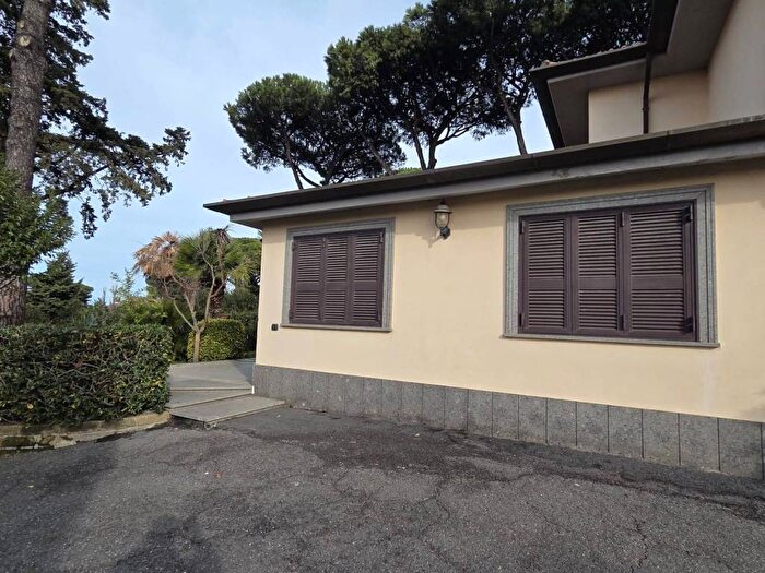 Appartamento quadrilocale in affitto in Via Nettunense, Castelluccia Fontana Sala, Marino