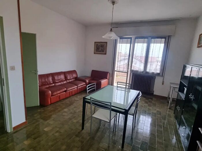 Appartamento con 5 locali in vendita in Via Giovanni Ruffini, Rimini
