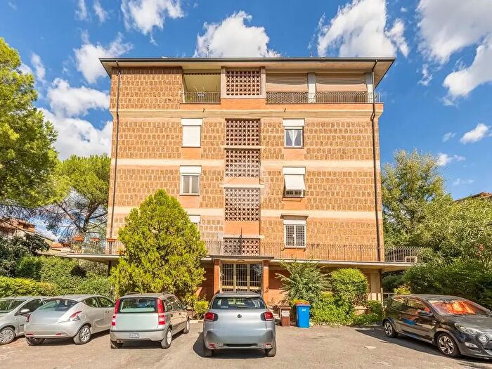 Appartamento con 5 locali in vendita in Via Galli, Tivoli