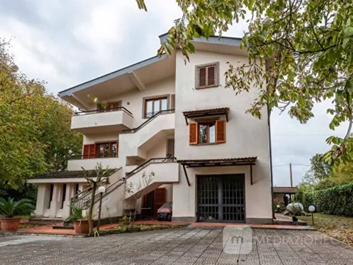 Casa con 6 locali in vendita in Colle Pereto, Valmontone